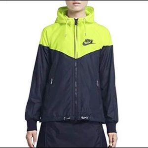 NikeLab x Sacai Windrunner Women’s Jacket